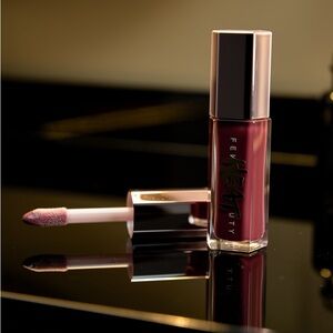 SOLD Fenty Beauty Gloss Bomb - Hot Chocolate Heat